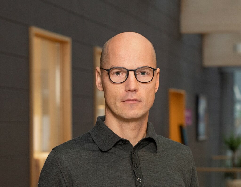 Bilde av Lars Petter Degnepoll, som er seniorr&aring;dgiver i Lotteritilsynet